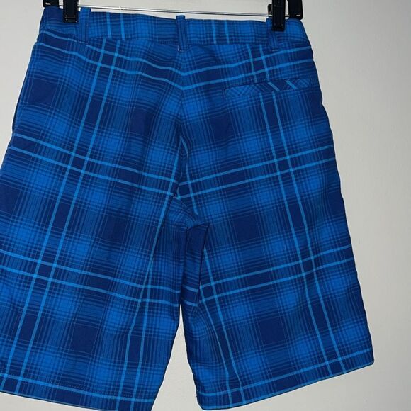Under Armour youth large loose fit plaid shorts - Picture 7 of 8